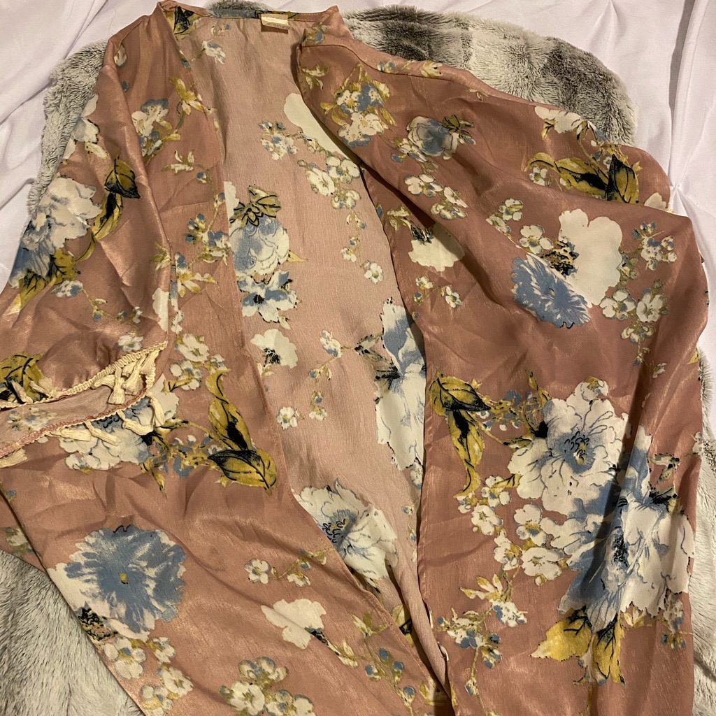 Fun Summer Flower Pull Over